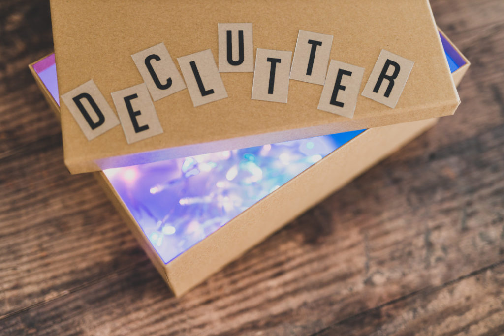 ART - Decluttering