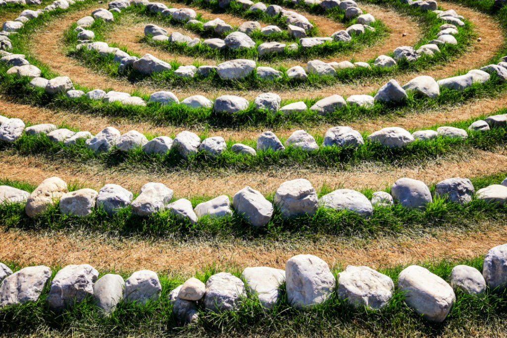 Alzheimer’s: the Labyrinthian Journey